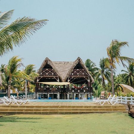 Los Olivos La Playa Hotel Y Restaurante Escuintla Kültér fotó