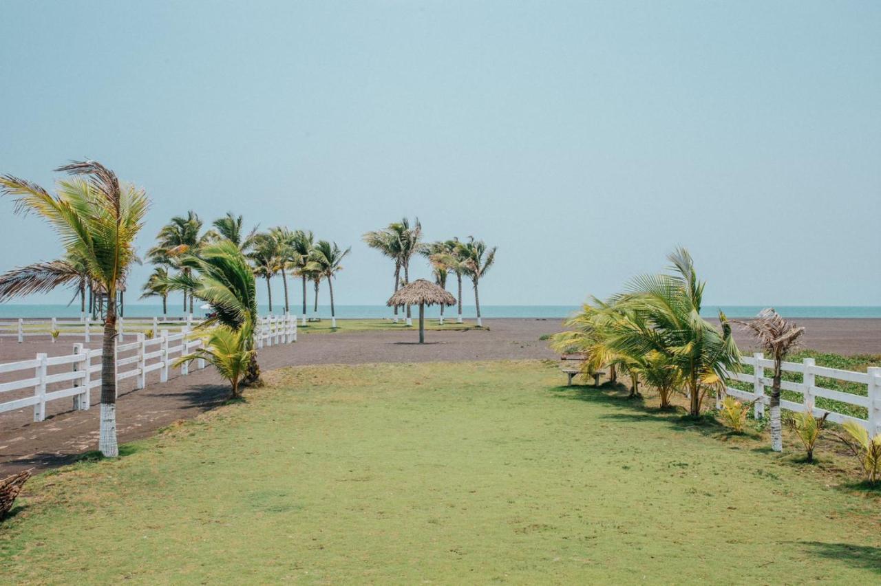 Los Olivos La Playa Hotel Y Restaurante Escuintla Kültér fotó